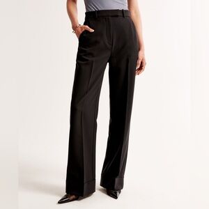 Abercrombie High Rise Cuffed Tailored Straight Pant 24S
